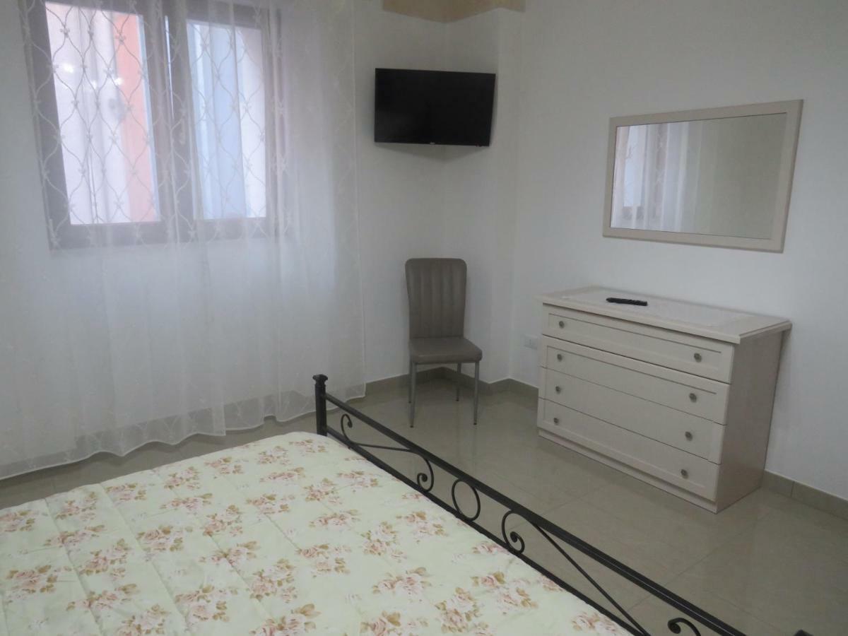 Casa Rita Hotel Manduria Bagian luar foto