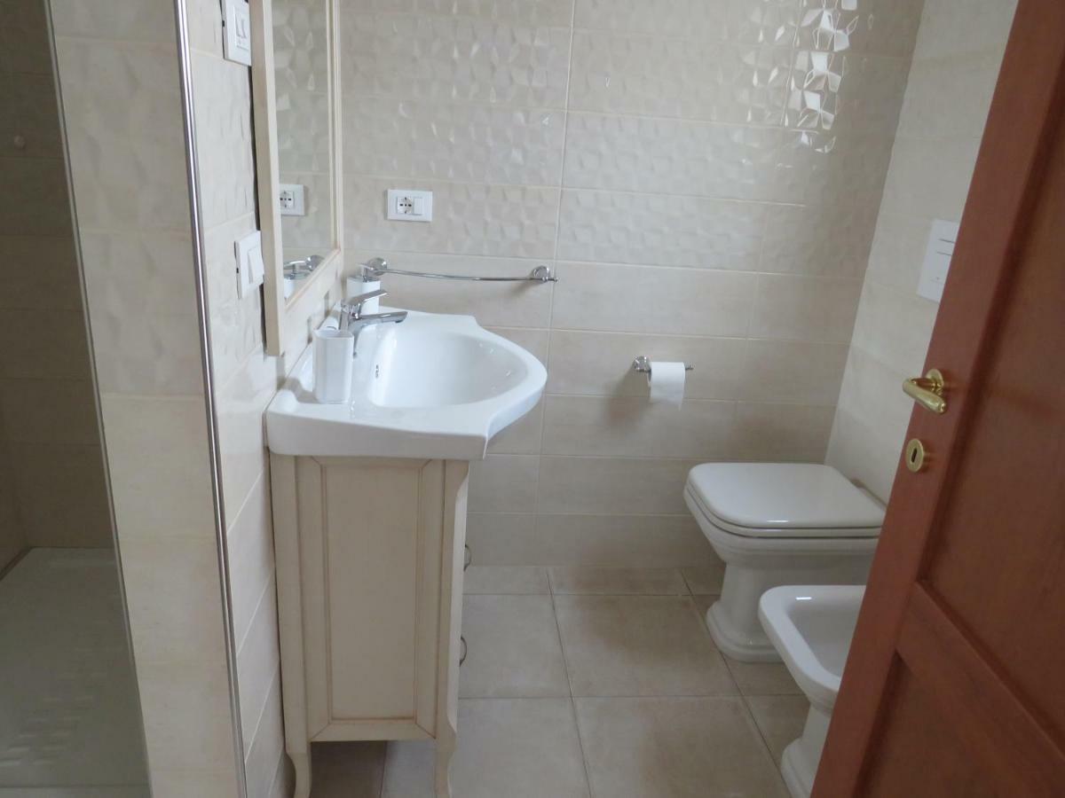 Casa Rita Hotel Manduria Bagian luar foto
