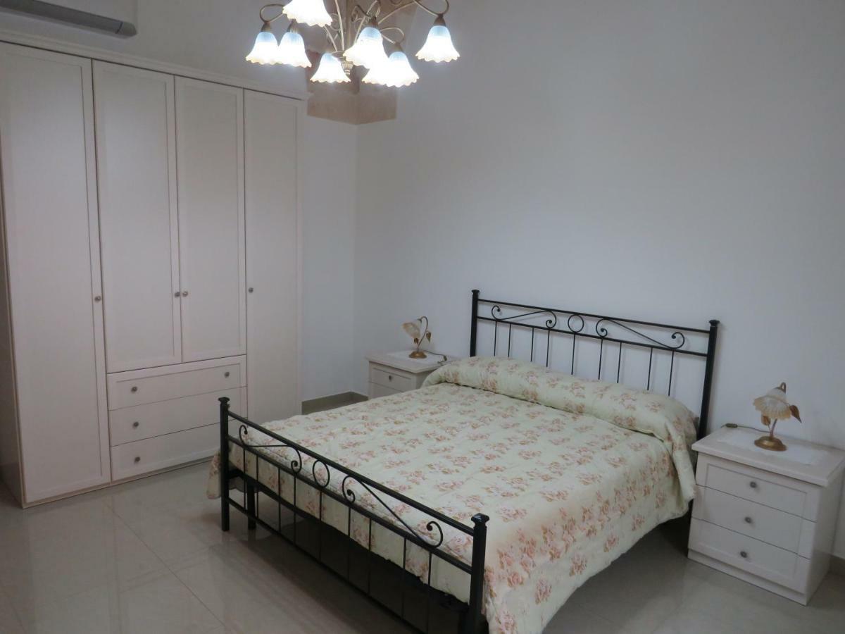 Casa Rita Hotel Manduria Bagian luar foto